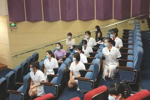 修炼礼仪 服务患者——罗湖医院客服中心综合服务能力提升培训班助力优质服务